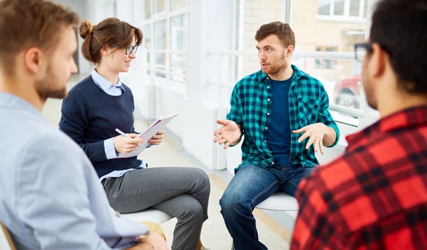 Addiction therapy Session at rehabs that take United Healthcare insurance