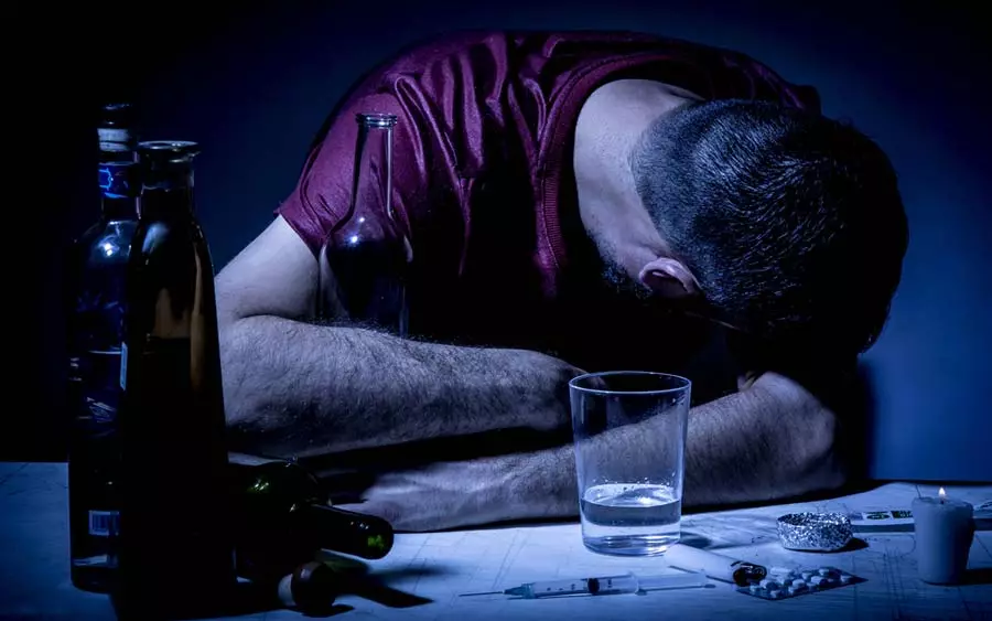 What are the Signs of Drug and Alcohol Addiction