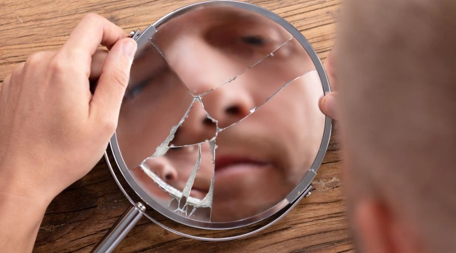 Fragile Sense of Self-Image in BPD